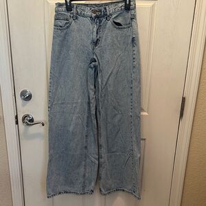 Urban Outfitters BDG Women's Light Blue Wide Leg Jeans Size 27